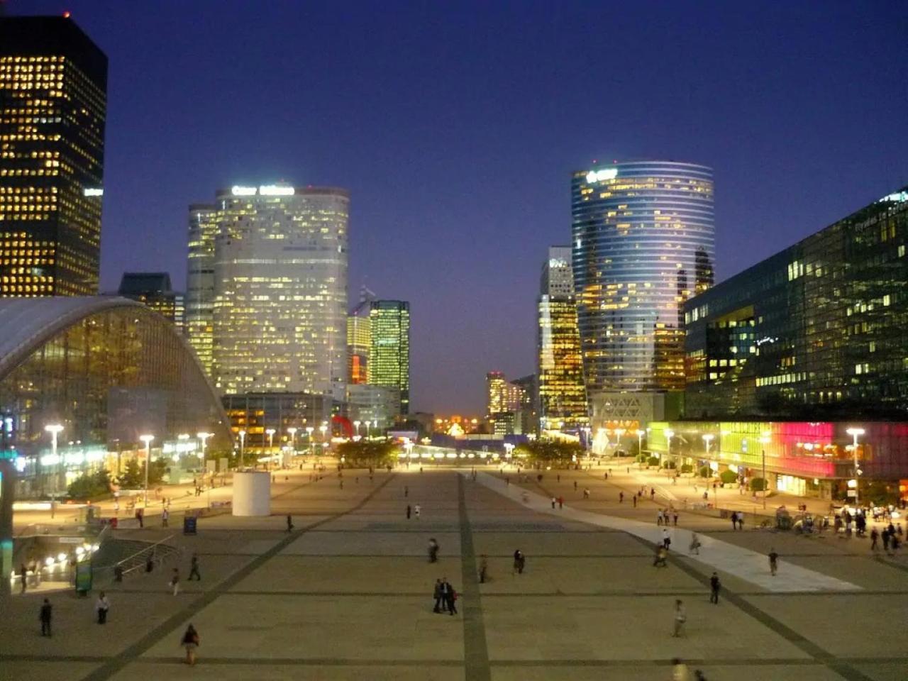 Apartament A 10 Min De La Defense Et A 20 Min De Paris Suresnes Zewnętrze zdjęcie